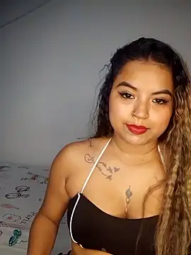 Snapshot of Emily_Lit chatting on January 17, 3:55 am Emily Lit online show from January 17, 3:55 am