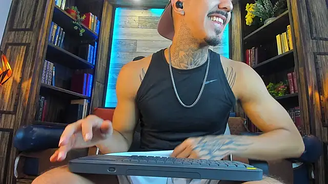 Donovan Desmond online show from October 20, 7:58 pm