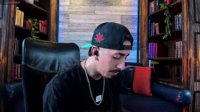 Donovan Desmond online show from March 24, 7:52 pm