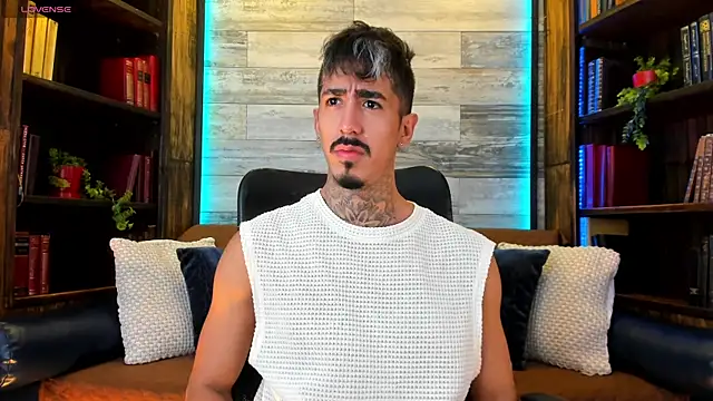 Donovan Desmond online show from April 6, 7:59 pm