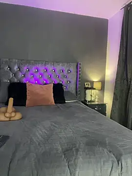 sofii escobar online show from March 1, 5:20 am