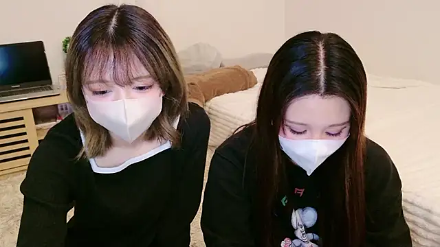 Snapshot of Azusa_DoMybest chatting on February 27, 9:20 am Azusa DoMybest online show from February 27, 9:20 am