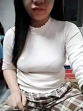 Mie rose online show from October 30, 1:23 pm