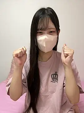 noa uxu online show from September 29, 1:11 am