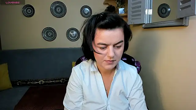 moodberry online show from October 16, 7:09 am