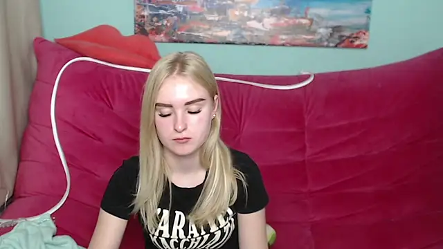 Snapshot of SofySofty chatting on October 23, 4:39 pm SofySofty online show from October 23, 4:39 pm