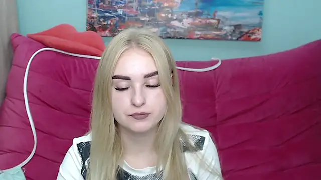 Snapshot of SofySofty chatting on October 25, 4:53 am SofySofty online show from October 25, 4:53 am