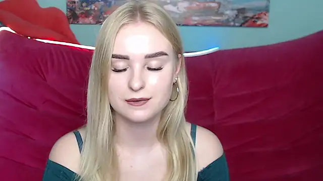 Snapshot of SofySofty chatting on October 26, 5:52 pm SofySofty online show from October 26, 5:52 pm