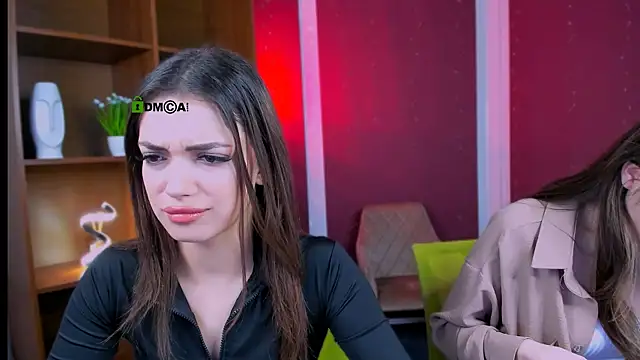 rose style online show from November 8, 7:23 pm