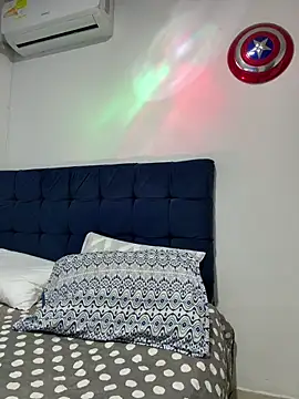 blackbullger  online show from October 24, 10:50 pm