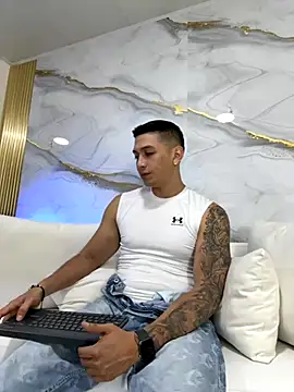 blackbullger  online show from November 19, 11:32 am