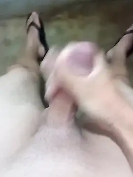 Snapshot of Michael22kkkkk chatting on November 21, 9:35 pm Michael22kkkkk online show from November 21, 9:35 pm