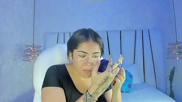 bonnie sm online show from October 29, 7:15 pm