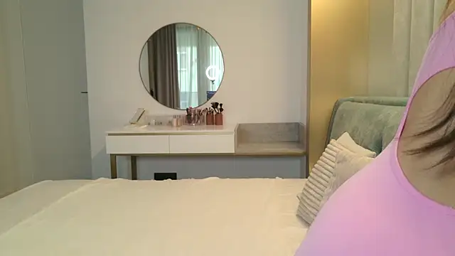 Lexii otto online show from April 4, 5:49 am