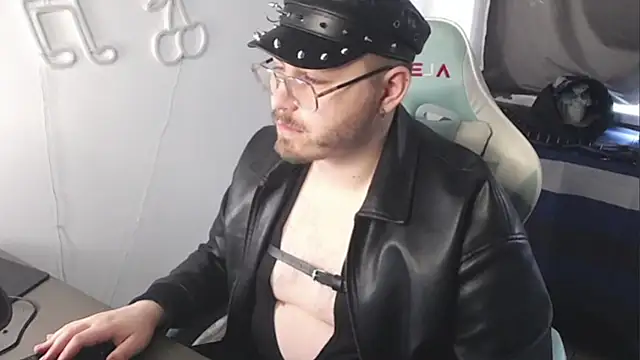 FabianKinky online show from October 12, 10:03 am