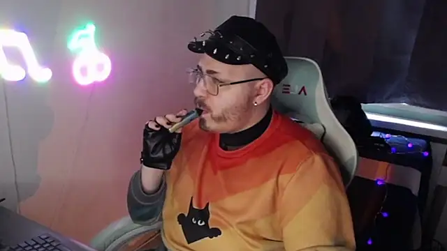 FabianKinky online show from October 17, 8:28 am