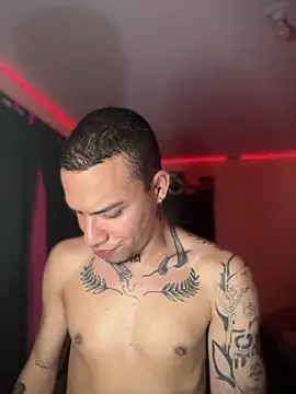 AlphaMasterXxx online show from October 10, 7:40 am