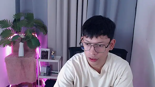 pinkcock froi2305 online show from February 3, 4:10 am