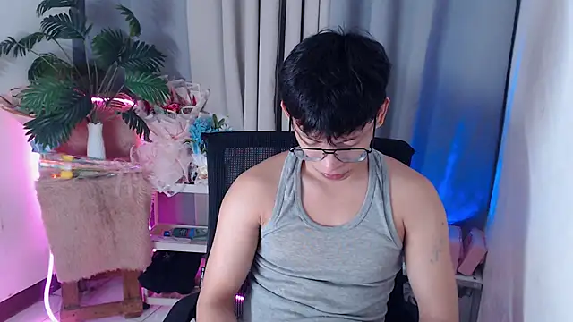 pinkcock froi2305 online show from March 7, 5:26 am