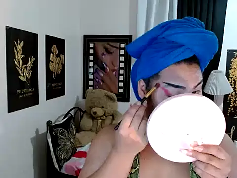 TSbrianaHugeCock online show from April 12, 2:22 pm