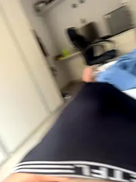 Novinho16cmz online show from October 7, 4:26 pm