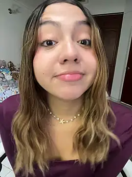 Snapshot of Bonni_lohan chatting on August 7, 3:47 pm Bonni lohan online show from August 7, 3:47 pm