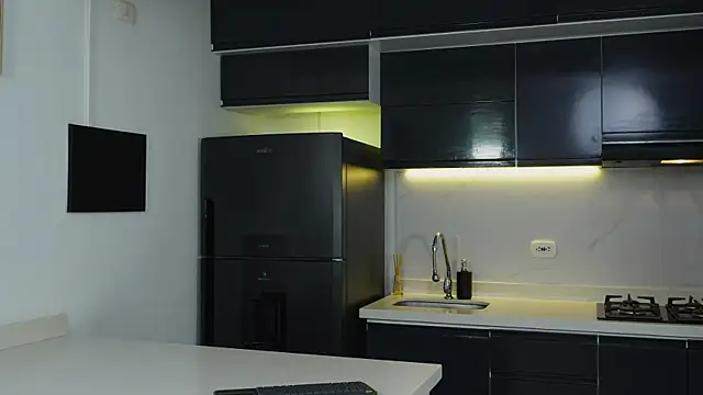 Timmyshy  online show from November 13, 10:08 pm