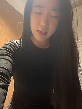 luluya1314 online show from November 27, 2:13 am