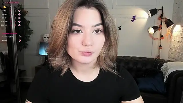 Dark Moni online show from October 22, 2:45 am