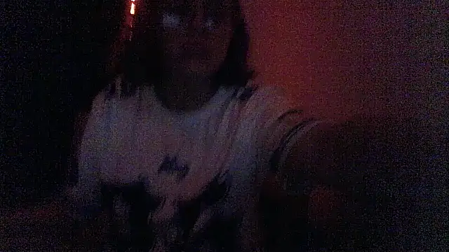 Snapshot of jenmarquez_ chatting on October 29, 4:59 am jenmarquez online show from October 29, 4:59 am