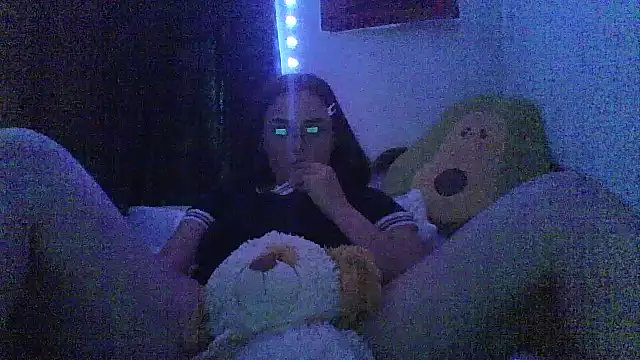 Snapshot of jenmarquez_ chatting on November 1, 10:01 pm jenmarquez online show from November 1, 10:01 pm