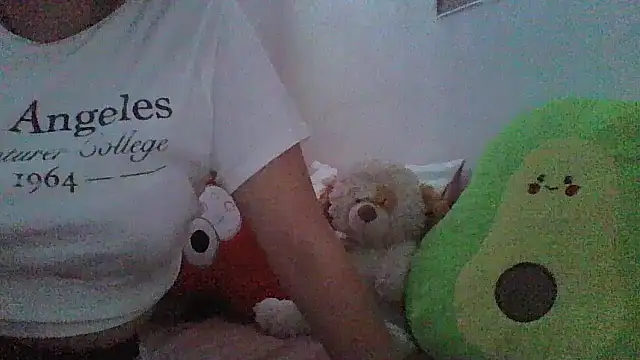 Snapshot of jenmarquez_ chatting on November 11, 8:09 pm jenmarquez online show from November 11, 8:09 pm