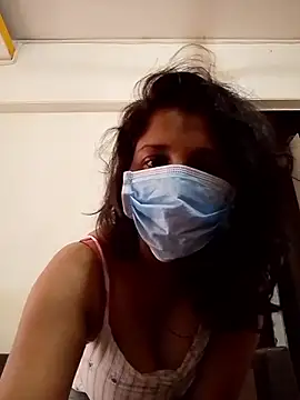 Snapshot of Love_Foreverr12 chatting on October 17, 4:48 am Love Foreverr12 online show from October 17, 4:48 am