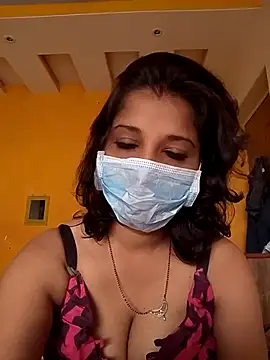 Snapshot of Love_Foreverr12 chatting on November 28, 6:38 am Love Foreverr12 online show from November 28, 6:38 am