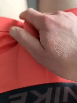 Snapshot of luckylover2024 chatting on December 21, 11:28 am luckylover2024 online show from December 21, 11:28 am