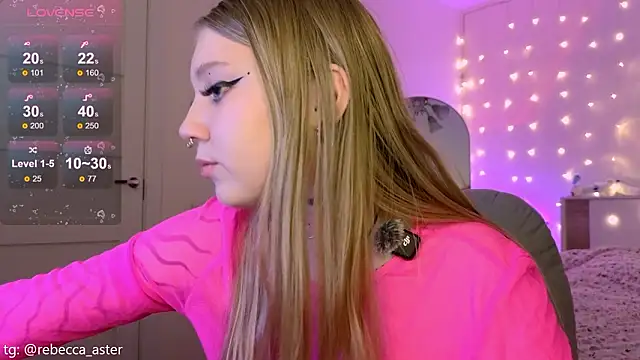 Snapshot of RebeccaAster chatting on February 16, 5:20 pm RebeccaAster online show from February 16, 5:20 pm