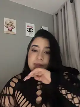 Aliciawhitee online show from June 13, 2:42 am