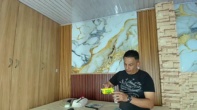 mollyandsam303av online show from March 19, 7:07 pm