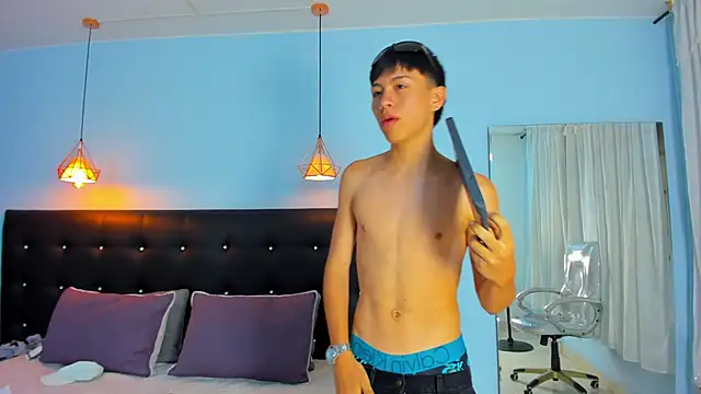 Abraham horny18 online show from October 30, 12:28 pm