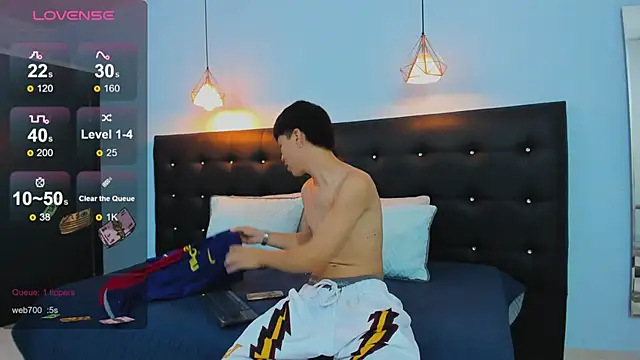 Abraham horny18 online show from November 8, 8:18 pm