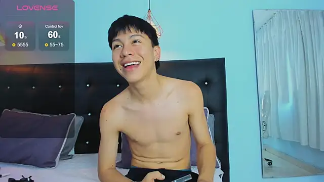 Abraham horny18 online show from November 11, 8:20 pm