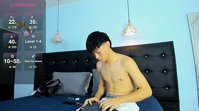 Abraham horny18 online show from December 2, 8:26 pm