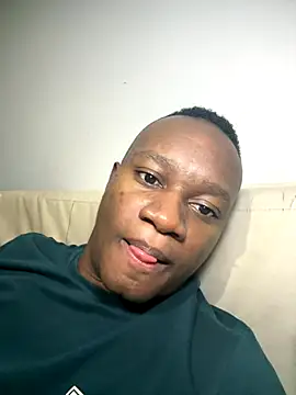 Snapshot of iamfelipee chatting on November 1, 2:24 am iamfelipee online show from November 1, 2:24 am