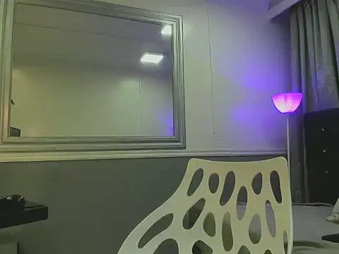 Oriana Jhonson online show from February 21, 11:00 am