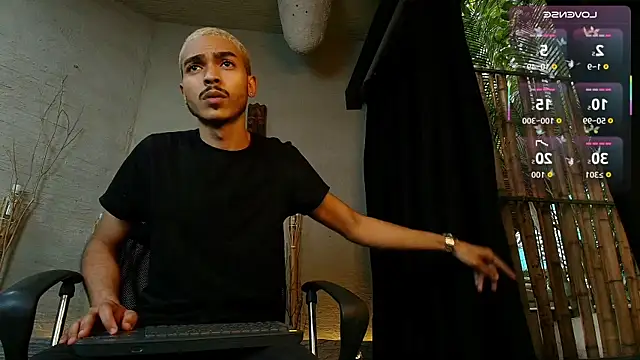 MarcusRain  online show from October 15, 7:25 pm