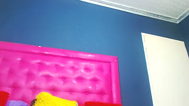 LoloQueen5 online show from February 25, 11:20 am