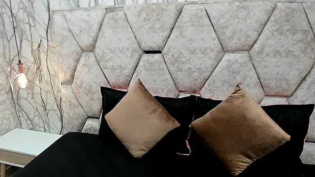 Snapshot of EXOTIC_EBONY_ chatting on October 10, 7:02 pm EXOTIC EBONY online show from October 10, 7:02 pm