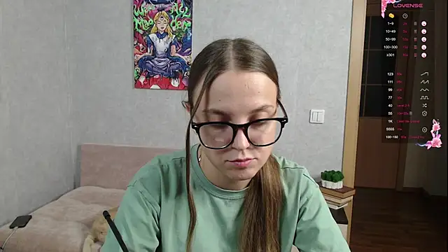 Snapshot of Violetwin chatting on September 24, 6:11 pm Violetwin online show from September 24, 6:11 pm