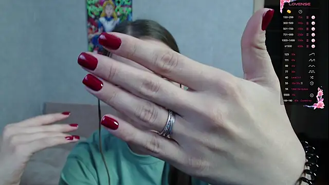 Snapshot of Violetwin chatting on September 26, 6:01 pm Violetwin online show from September 26, 6:01 pm