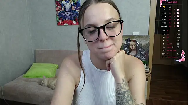 Snapshot of Violetwin chatting on September 30, 6:57 pm Violetwin online show from September 30, 6:57 pm